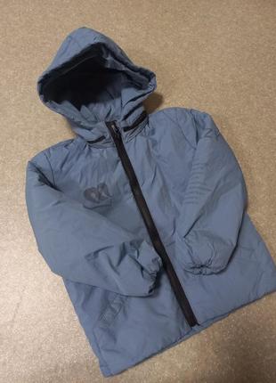 Легкая классная курточка на мальчика 2-3р
