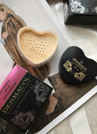 Рассыпчатая пудра для лица4 фото