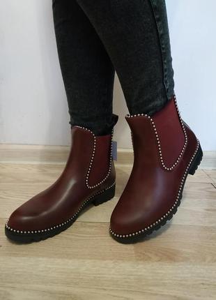 Стильные зимние женские бордовые ботинки, цвет марсала5 фото