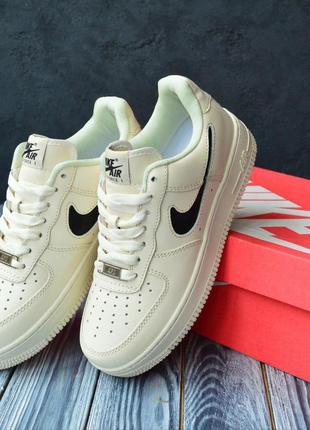 Nike air force кроссовки женские кожаные топ лицензия найк форс бежевые кеды осенние8 фото