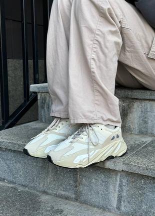 Кросівки adidas yeezy 7001 фото