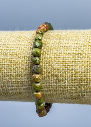 Браслет яшма унакот натуральный камень граненый кубик d-5,5х5,5мм+- l-18см (стрейч)