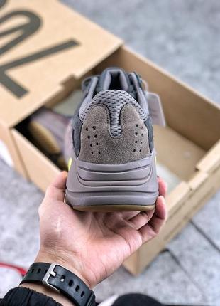 Мужские adidas yeezy boost 700 mauve кроссовки адидас изи буст мауи демисезонные, кросівки адідас ізі 7005 фото