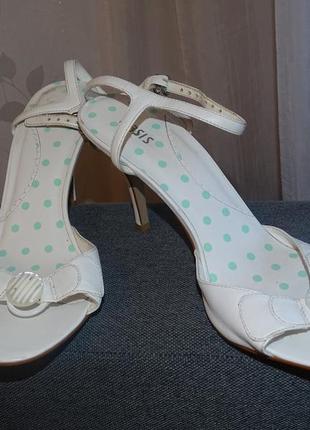 Босоніжки oasis