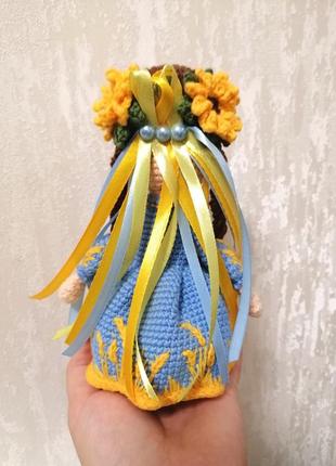 Сувенирная кукла украиная, вязаная патриотическая кукла украиночка, желто-голубая кукла, подарок handmade7 фото