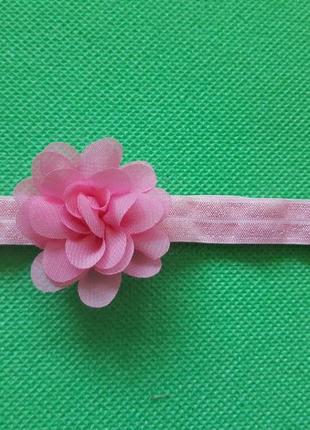 Пов'язка для дівчинки рожева - розмір квітки 5,5 см, розмір універсальний (на резинці)