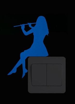 Люминесцентная наклейка голубая "девушка" - размер 10*15см, (впитывает свет и светится в темноте)