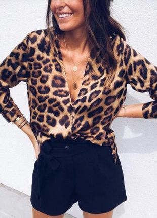 Женская блузка леопардовая - xl (бюст 100-102см), вырез около 30см, без застежек и пуговиц