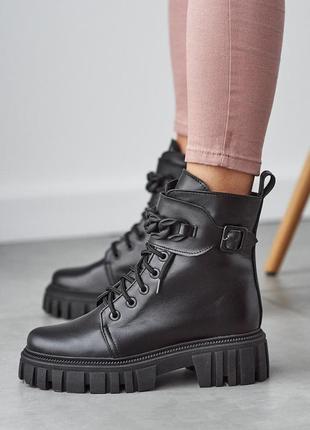 Женские ботинки кожаные зимние чёрные на шнурках и молнии, жіночі черевики шкіряні зимові чорні2 фото
