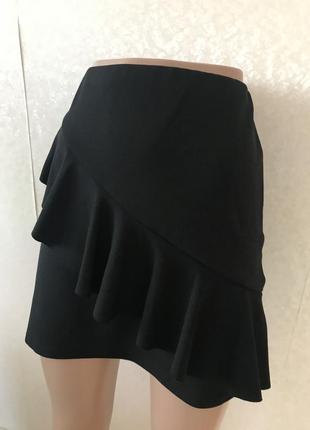 Фірмова  красива спідничка 14 розміру