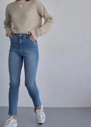 Mom джинсы скинны мом черное деним туречка
новинка