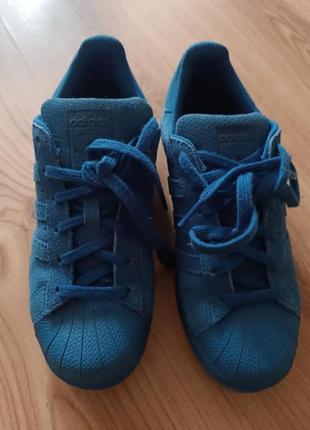 Кроссовки adidas