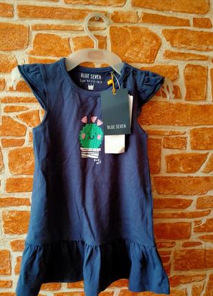 Сукня, плаття для маленької дівчинки