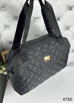 Вместительная женская спортивная дорожная сумка плащевка черная5 фото