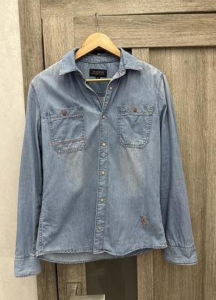 Рубашка из легкого джинса