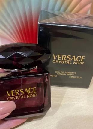 Versace crystal noir жіноча туалетна вода 90 ml версаче кристал ноір нуар чорний жіночий аромат духи парфуми