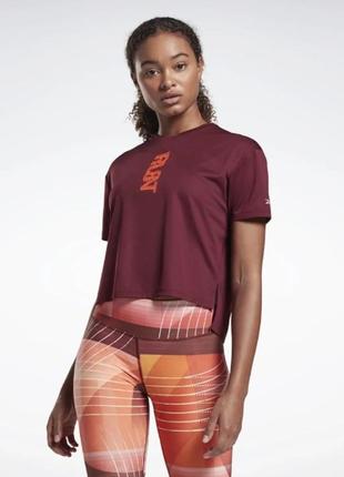 Футболка reebok run essentials run fast t-shirt - maroon