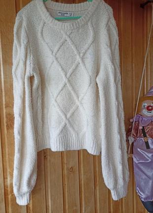 Джемпер ,білий светрик дівчинці 11-12 років