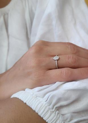 Кольцо серебряное женское колечко овал в белых камнях вставка куб.цирконій серебро 925  17 размер 1102 1.19г5 фото