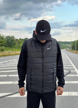 Чоловіча жилетка чорна мужская демисезонная жилетка безрукавка nike