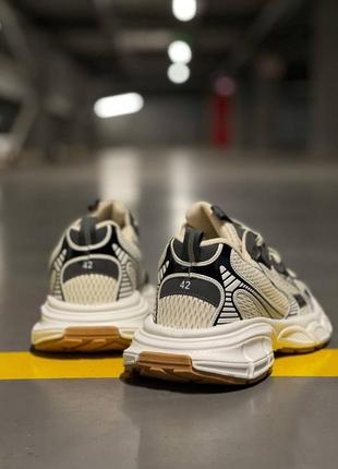 Кроссовки balenciaga 3xl milk обувь с акцентом на стиль и комфорт