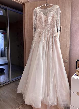 Шикарне весільне плаття!!срочно продам.4 фото