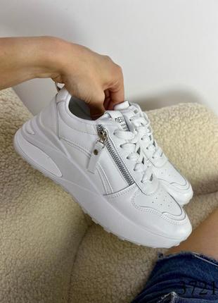 Кроссовки женские спортивные спортивные