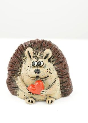 Фигурка в виде ежика hedgehog figurine ёжик с сердечником