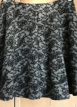 Фактурная юбка из плотной ткани6 фото
