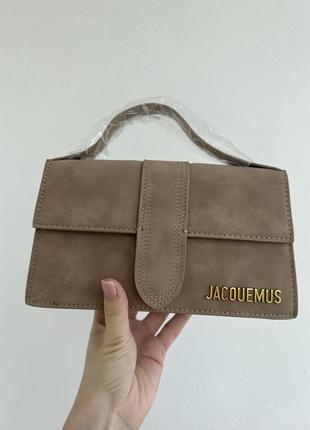 Сумка в стиле jacquemus