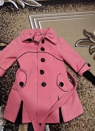 Пальто коралловое