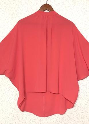 Яркая роскошная женская летняя блузка