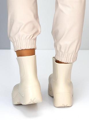 Ботинки деми осень резина сапоги бежевые челси