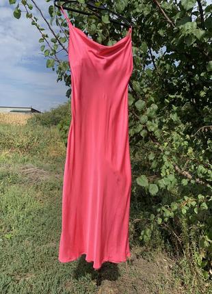 Платье zara розовое барби миди атласное на бретельках7 фото