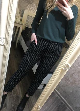 Брюки в полоску