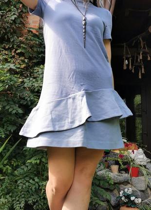 Васильковое платье из вискозы с плотным рюшами оборки мини короткое cos3 фото