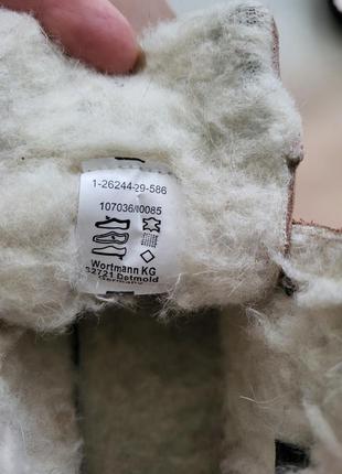 Черевики пудрового кольору на шнурівці