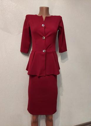 Бордовое платье в обтяжку, костюм на запах, годе2 фото