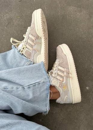 Кроссовки adidas forum