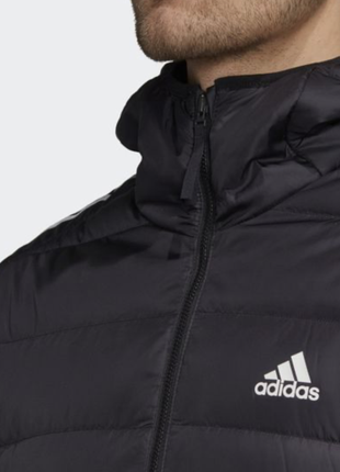 Чоловіча пухова куртка adidas essentials gh46045 фото
