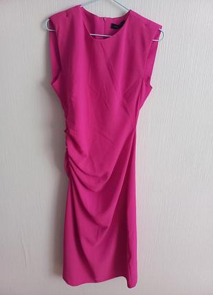 Сукня рожева