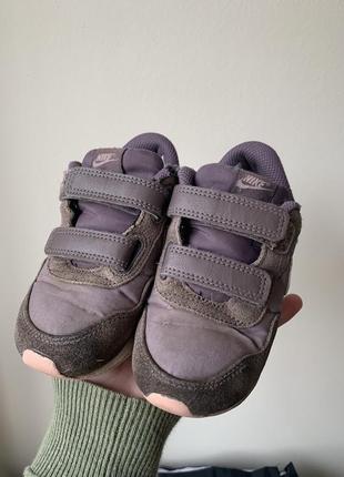 Б/у кроссовки