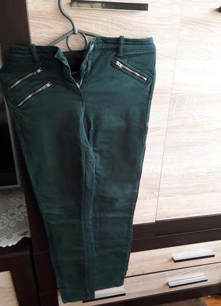 Жіночі штани