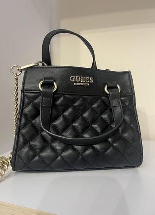 Сумочка guess