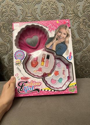 Дитячий набір косметики