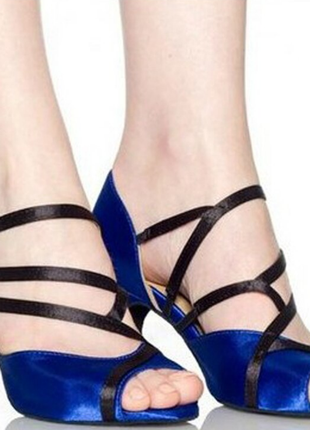 Жіночі туфлі на підборах красиві босоніжки класичні брендові взуття для танців бальні туфлі латина6 фото