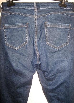 Стильные стрейчевые джинсы3 фото