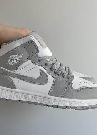 Мужские кроссовки nike air jordan 1 retro grey mid#найк4 фото