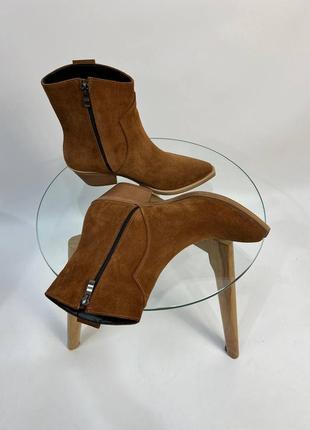 Екслюзивні черевики казаки з натуральної італійської шкіри та замші жіночі4 фото