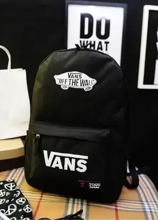 Городской рюкзак черный vans